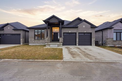 45-383 Daventry Way, Komoka, ON, N0L1R0 | Card Image