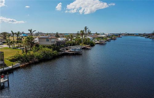 4229 Nw 33rd St, Cape Coral, FL, 33993-8037 | Card Image