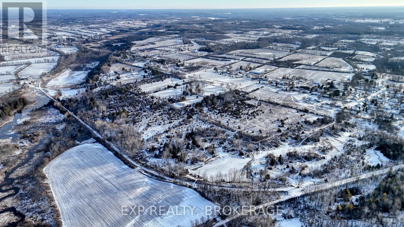 Land in Frontenac (Frontenac South)