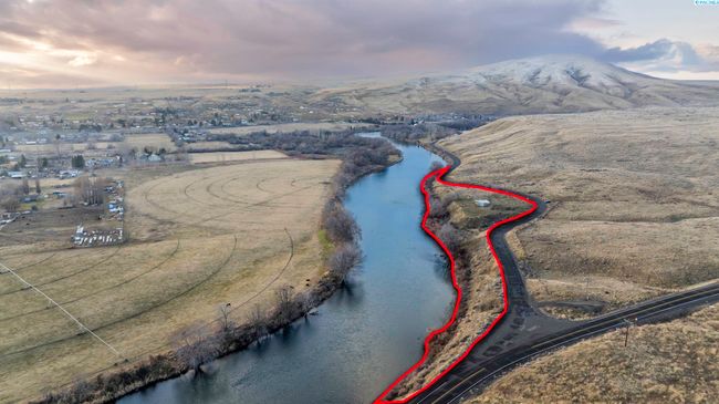 70212 N Demoss Rd., Home with 0 bedrooms, 0 bathrooms and null parking in Benton City WA | Image 21