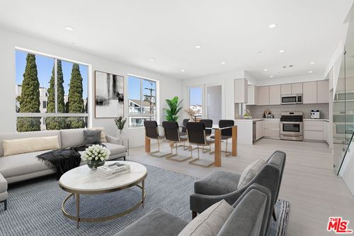 402-11727 Kiowa Ave, Los Angeles, CA, 90049-6192 | Card Image