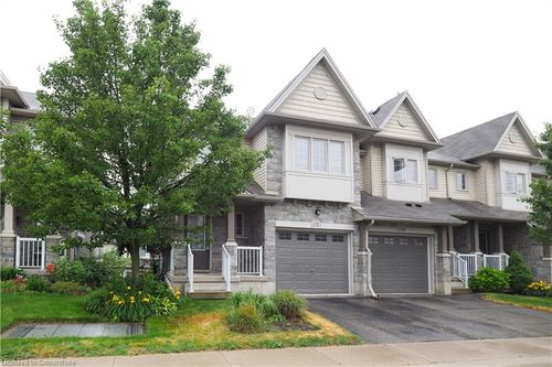 j37-7 Upper Mercer St, Kitchener, ON, N2A0B7 | Card Image