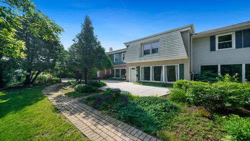 10-150 W Russell Street, Roscoe, IL, 61073 | Card Image