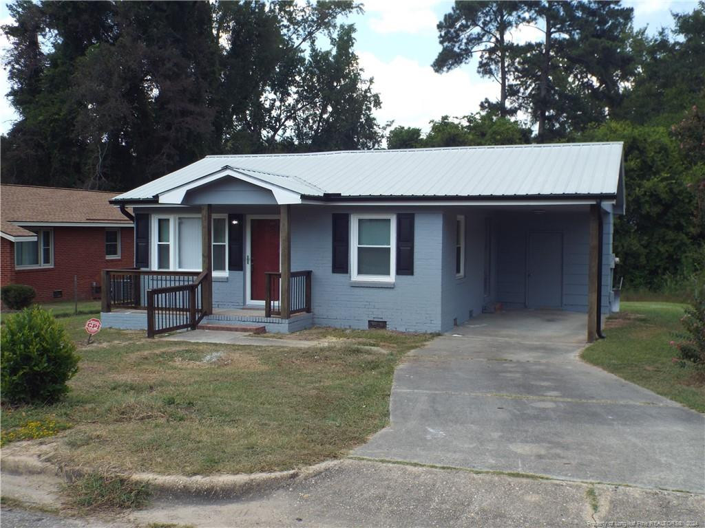Donovan St, Fayetteville, NC 28301