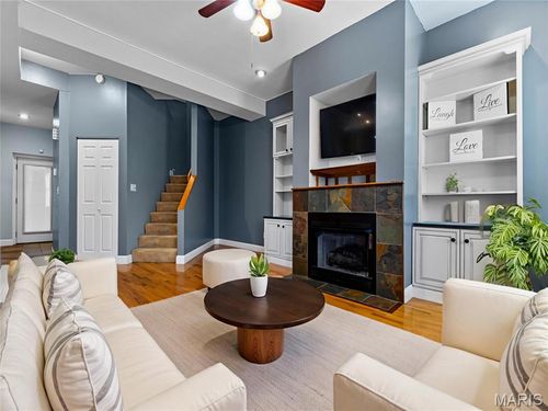 apt-d-1714 S Tucker Blvd, Saint Louis, MO, 63104-3464 | Card Image