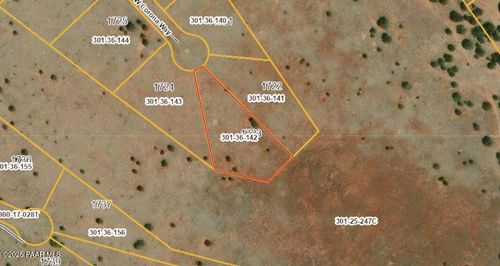 32209 W Corona Way, Seligman, AZ, 86337 | Card Image