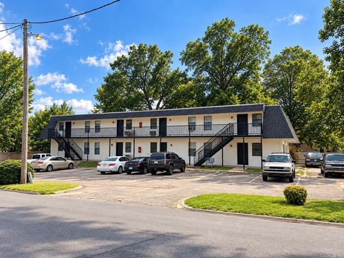 101 S Locust Street, Searcy, AR, 72143 | Card Image