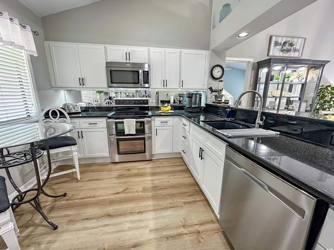 APT-17D - 218 Westleton Dr, Condo with 3 bedrooms, 3 bathrooms and null parking in Myrtle Beach SC | Image 11
