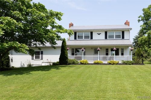 3212 Hickox Rd, Hamburg, NY, 14075-6725 | Card Image