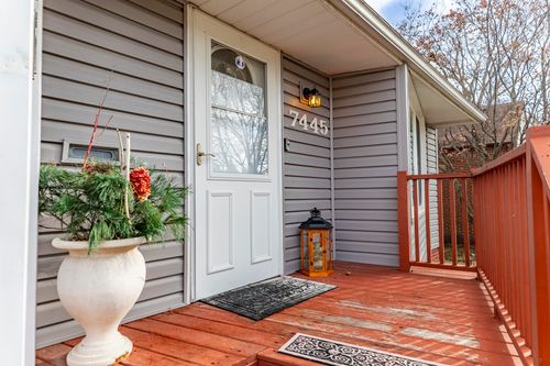 7445 Woodmar Ave, Hammond, IN, 46320 | Card Image