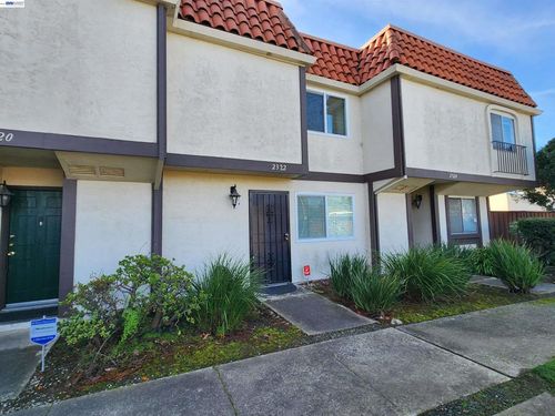 2322 Belvedere Ave, San Leandro, CA, 94577-6550 | Card Image