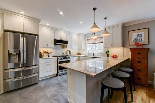 598-598 Sanderling Ct, Secaucus, NJ, 07094-2220 | Card Image