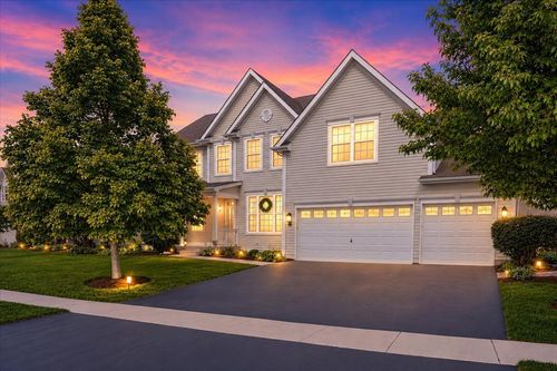 650 Iris Ct, Lake Villa, IL, 60046-9028 | Card Image