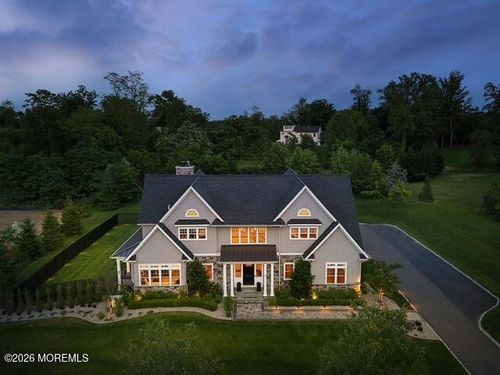5 Buchhop Ln, Red Bank, NJ, 07701-5580 | Card Image