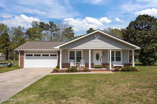 1904 Paulette Rd, Morehead City, NC, 28557-4729 | Card Image