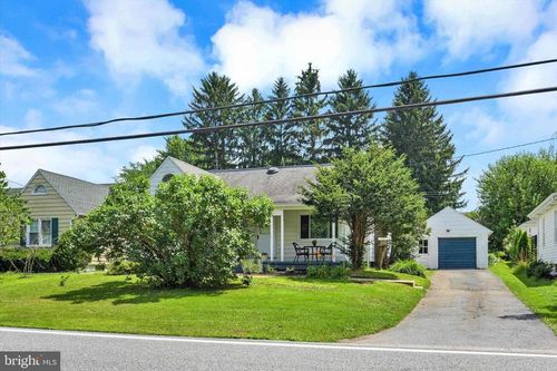 315 Mountain Rd, Dillsburg, PA, 17019-1517 | Card Image