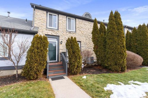 6341 Tara Hill Dr, Dublin, OH, 43017-3071 | Card Image