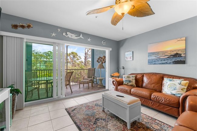 Living Room | Image 12