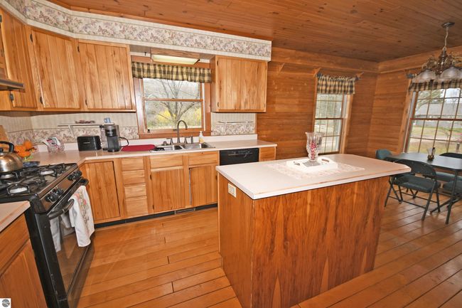 7950 S Shorebird Ln, House other with 3 bedrooms, 2 bathrooms and null parking in Empire MI | Image 20