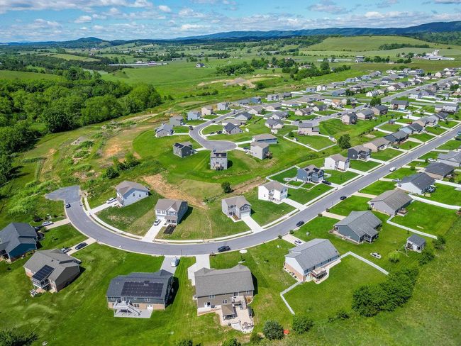 306 Coyote Run, House other with 4 bedrooms, 3 bathrooms and null parking in BROADWAY VA | Image 60