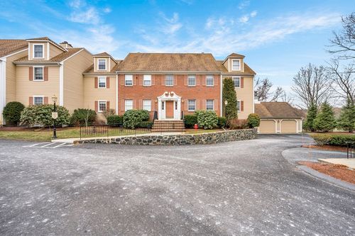 49-49 Weatherly Dr, Salem, MA, 01970-6632 | Card Image