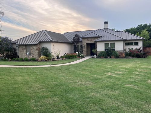 106 Crystal Cv, Waxahachie, TX, 75165-8225 | Card Image