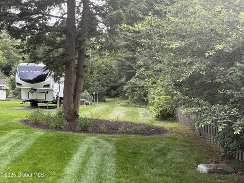 36 Herald Dr, Queensbury, NY, 12804-9194 | Card Image