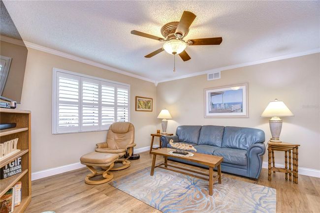 UNIT-109 - 8198 Terrace Garden Dr N, Condo with 2 bedrooms, 2 bathrooms and null parking in ST PETERSBURG FL | Image 4