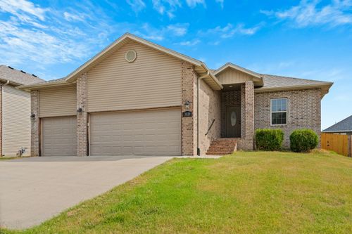 3120 N Marion Ave, Springfield, MO, 65803-7857 | Card Image
