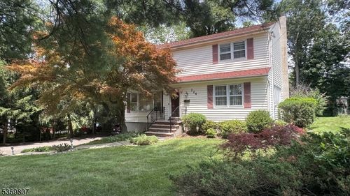 224 W Mount Pleasant Ave, Livingston, NJ, 07039-2747 | Card Image