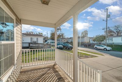 205 Oceanfront Cir S, House other with 3 bedrooms, 2 bathrooms and null parking in Antioch TN | Image 2