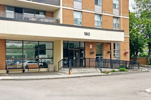 506-180 Dudley Ave, Thornhill, ON, L3T4X2 | Card Image