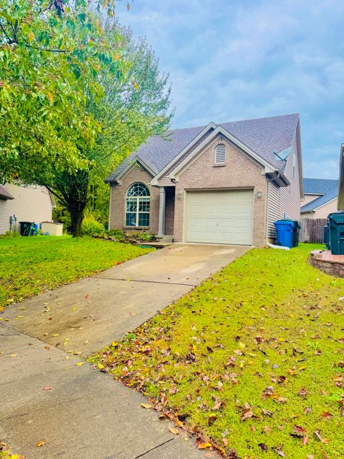 2453 Prescott Ln, Lexington, KY, 40511-2272 | Card Image