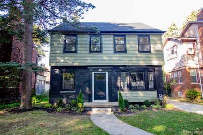 14165 Artesian Street, Home with 3 bedrooms, 2 bathrooms and null parking in Detroit MI | Image 1