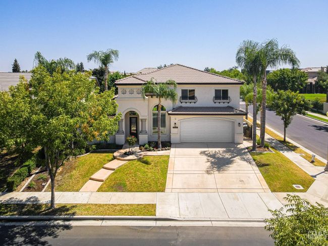 2416 Edingal Dr, House other with 4 bedrooms, 3 bathrooms and null parking in Bakersfield CA | Image 51