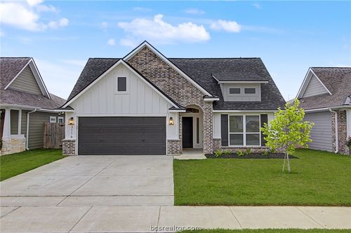 3116 Brady Ct, Bryan, TX, 77808-1517 | Card Image