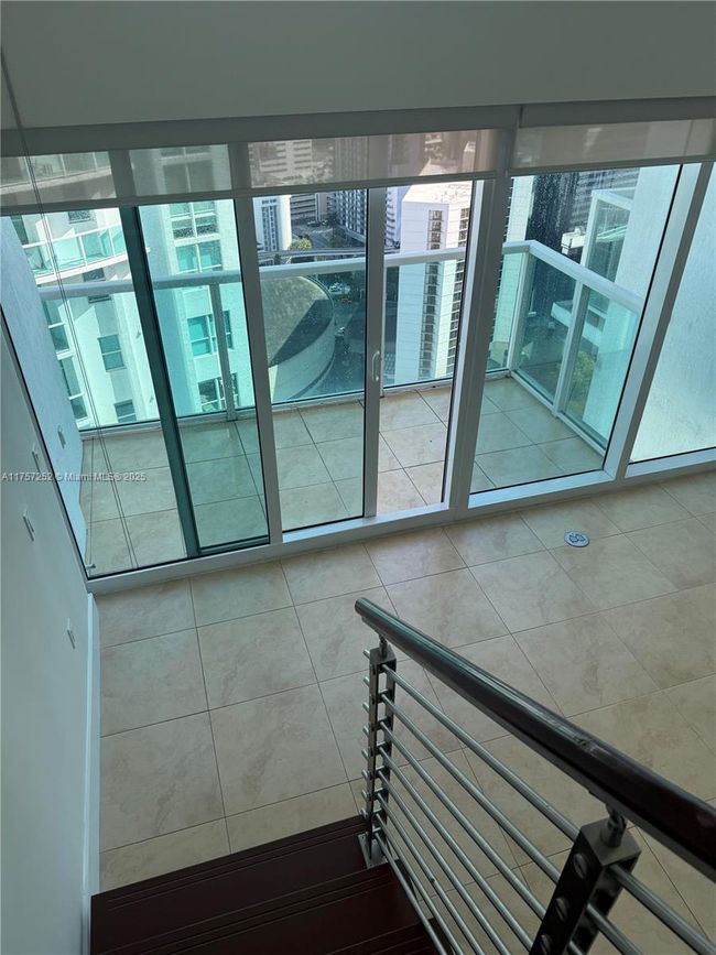 APT-2215 - 41 Se 5 Th St, Condo with 1 bedrooms, 2 bathrooms and null parking in Miami FL | Image 14