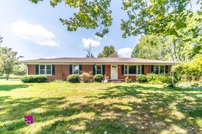 591 College Hill Road, House other with 4 bedrooms, 2 bathrooms and null parking in Waco KY | Image 1