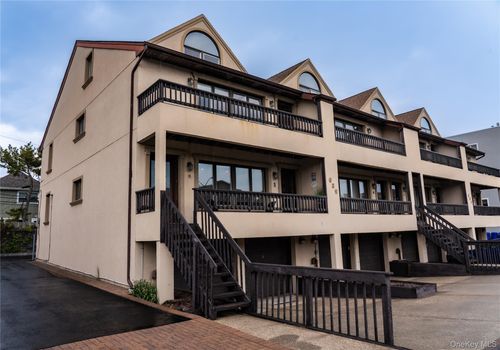 1-639 E Broadway, Long Beach, NY, 11561-4686 | Card Image