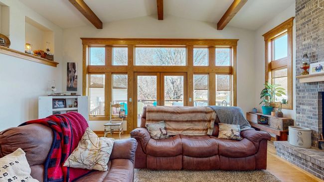 Family Room | Image 8
