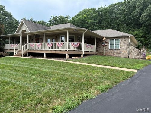 3349 Dakota Hills Dr, Pacific, MO, 63069-4918 | Card Image