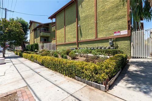 unit-4-6155 Reseda Blvd, Tarzana, CA, 91335-7329 | Card Image