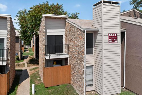 apt-292-5534 Boca Raton Blvd, Fort Worth, TX, 76112-1855 | Card Image