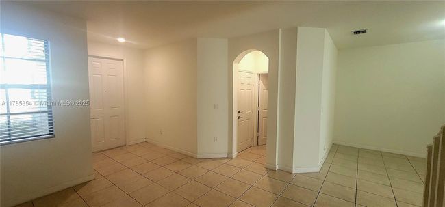 9339 - 9339 W 34 Th Ct, Townhouse with 3 bedrooms, 3 bathrooms and null parking in Hialeah FL | Image 27