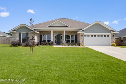 6210 Diamond Ln, Biloxi, MS, 39532-5628 | Card Image