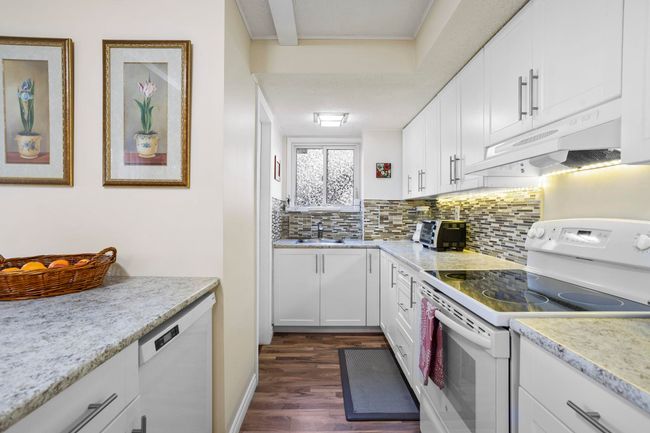 1777 Chalmers Ave, House other with 4 bedrooms, 3 bathrooms and 6 parking in Port Coquitlam BC | Image 32