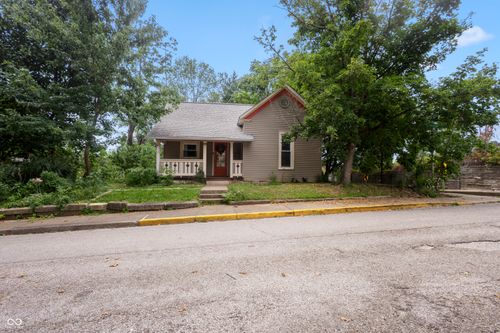 308 S Davisson St, Bloomington, IN, 47403-2221 | Card Image