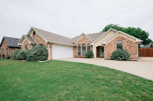 706 W Sherman Dr, Aubrey, TX, 76227-4608 | Card Image