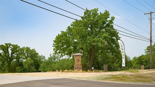 8033 Encanto Way, Azle, TX, 76020 | Card Image