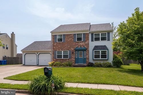 4 Stratford Ln, MOUNT LAUREL, NJ, 08054-1915 | Card Image